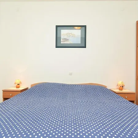 Fuer 4 Personen Ca 45 Qm In Valbandon, Istrien Istrische Riviera Apartment *